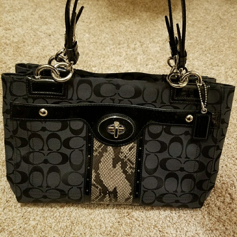 Coach handbag